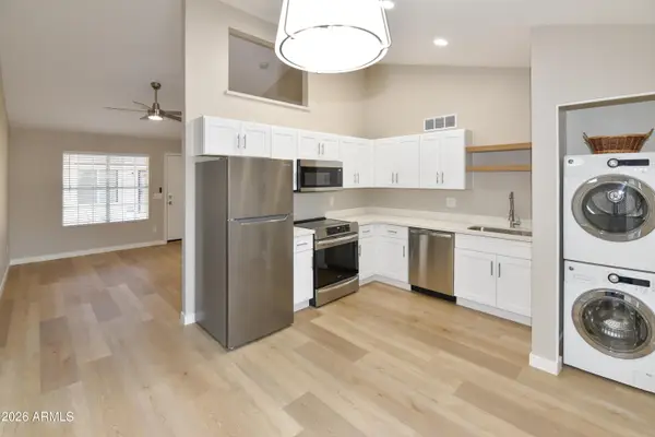8907 W Manzanita Drive, Peoria, AZ 85345