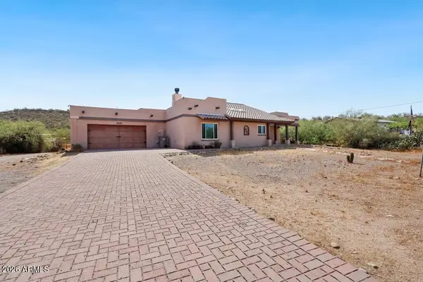 33651 S Topaz Road, Black Canyon City, AZ 85324