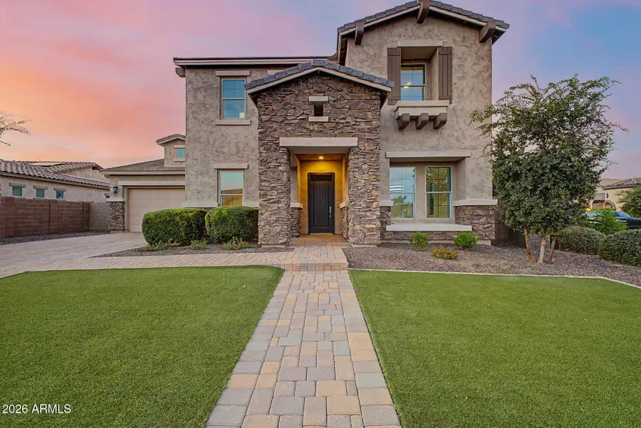 1002 E Parkview Drive, Gilbert, AZ 85295 - #2