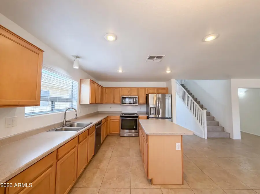 22524 N Davis Way, Maricopa, AZ 85138 - #2