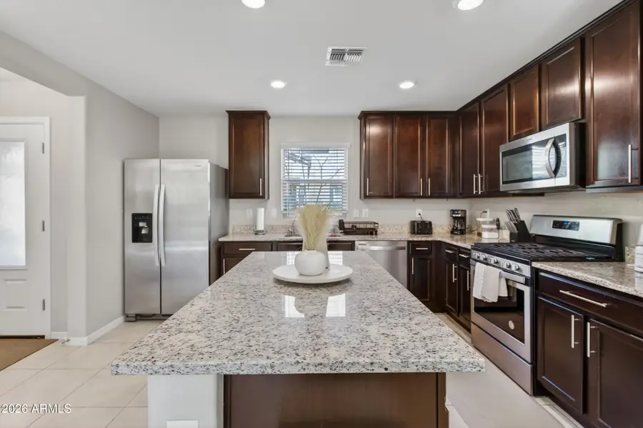8224 W Albeniz Place, Phoenix, AZ 85043 - #2