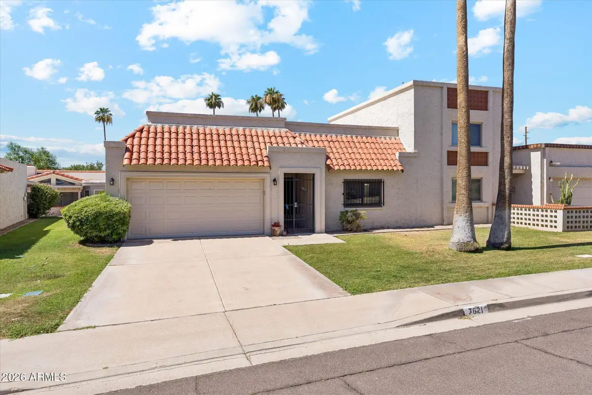 7621 E Vista Drive, Scottsdale, AZ 85250 - #1