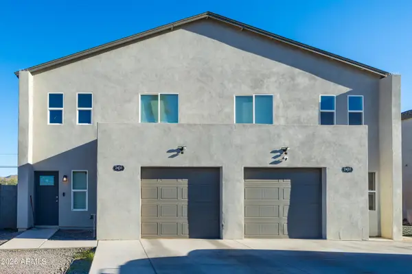 2421 E Pueblo Avenue, Phoenix, AZ 85040