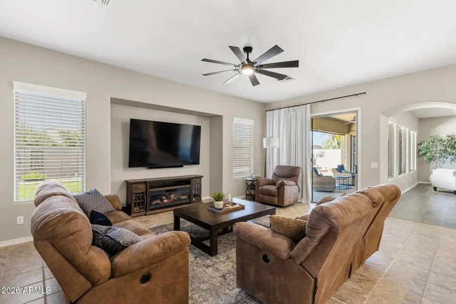 18077 W Banff Lane, Surprise, AZ 85388 - #3