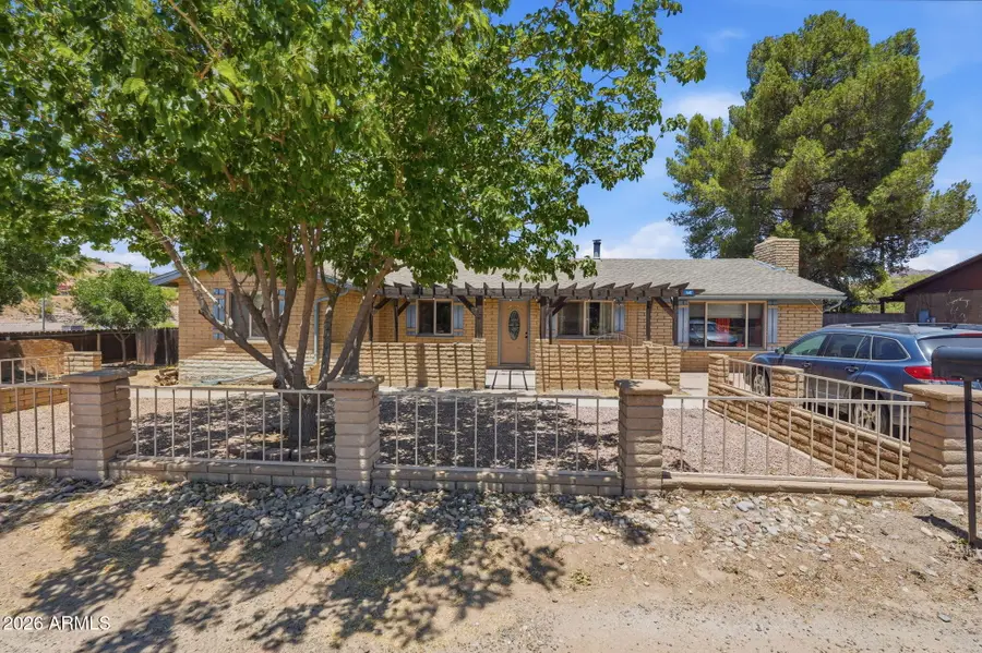 647 W Mingus Turn Circle, Globe, AZ 85501 - #2