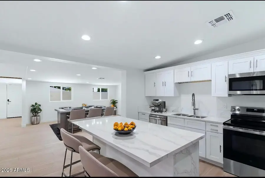 4623 E Devonshire Avenue, Phoenix, AZ 85018 - #2