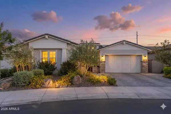 11385 N Luckenbach Street, Surprise, AZ 85388