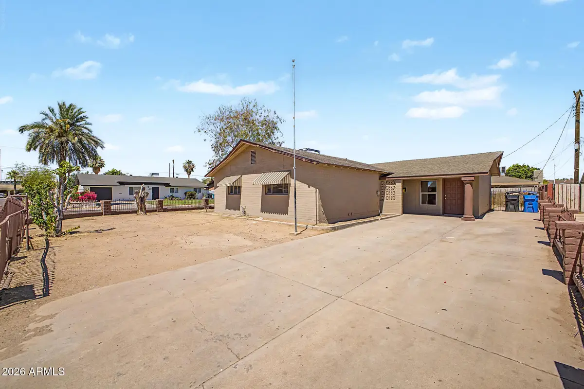3207 N 54th Avenue, Phoenix, AZ 85031 - #1