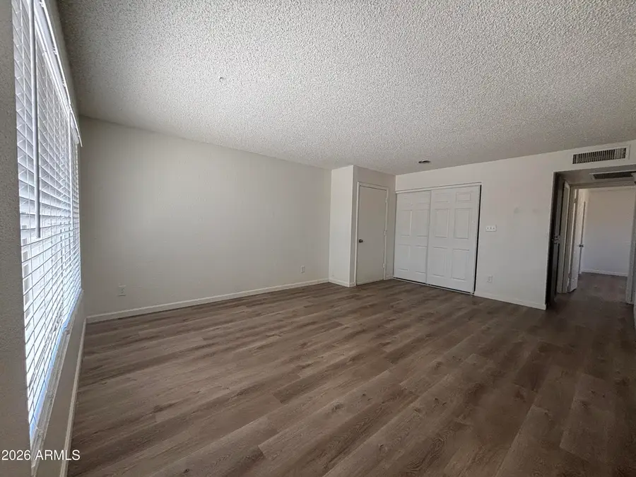 5502 W Barbara Avenue, Glendale, AZ 85302 - #2