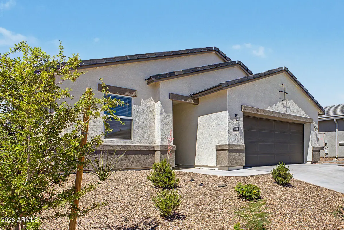 1816 W Sombra Avenue, Apache Junction, AZ 85120 - #1