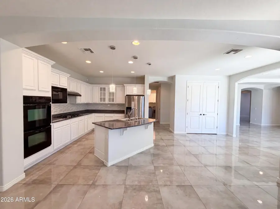 550 S Emerson Street, Chandler, AZ 85225 - #2