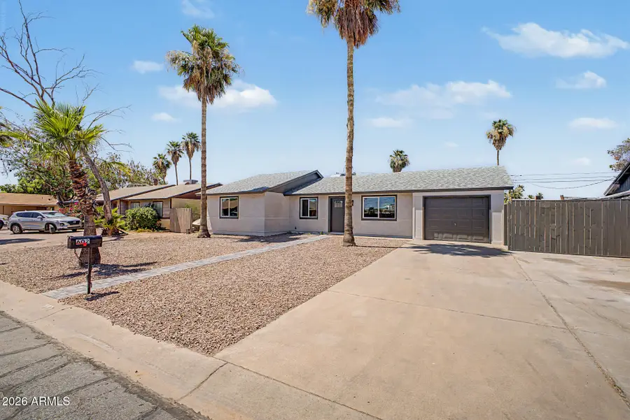 602 E Osage Avenue, Apache Junction, AZ 85119 - #3