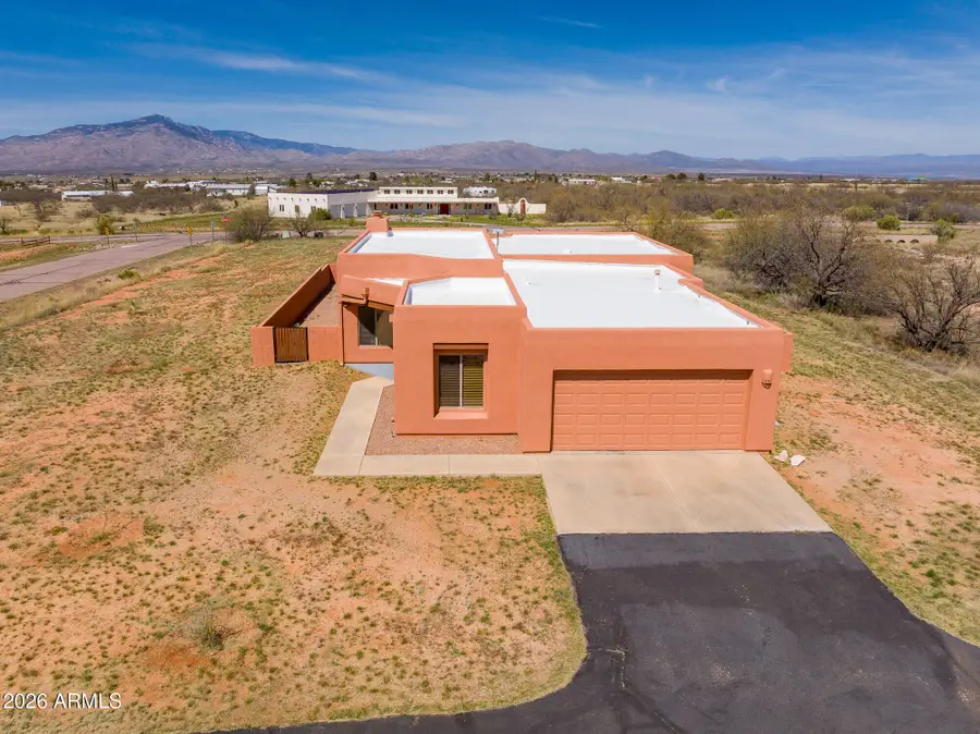 3203 W Thunder Pass Road, Benson, AZ 85602 - #2