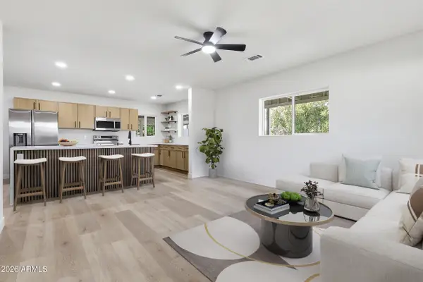 3144 N 34th Street, Phoenix, AZ 85018