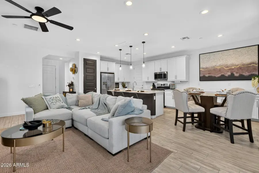 655 S Longspur Lane, Gilbert, AZ 85296 - #3