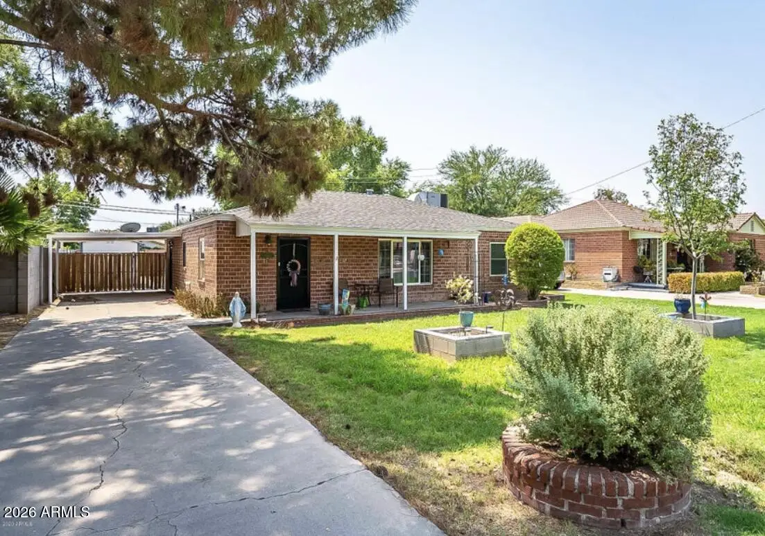 5913 W Gardenia Avenue, Glendale, AZ 85301 - #1