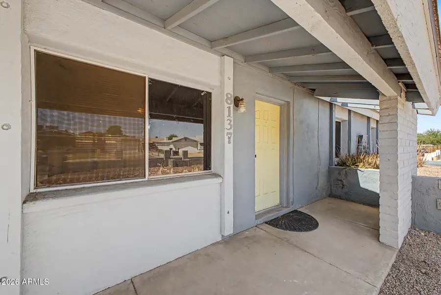 8137 W Montecito Avenue, Phoenix, AZ 85033 - #2