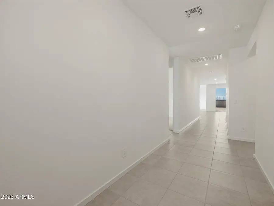 2572 E Vintage Drive, San Tan Valley, AZ 85143 - #3
