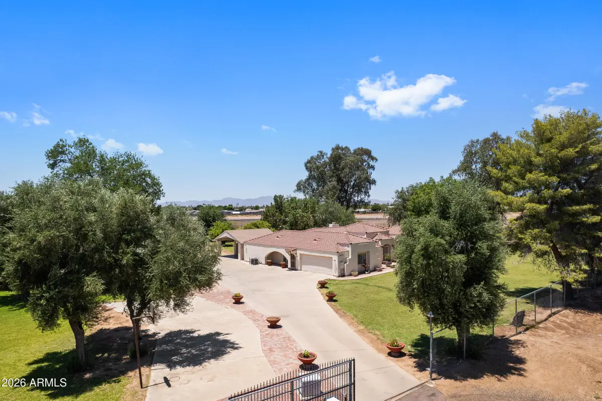 8504 N 99th Avenue, Peoria, AZ 85345 - #1