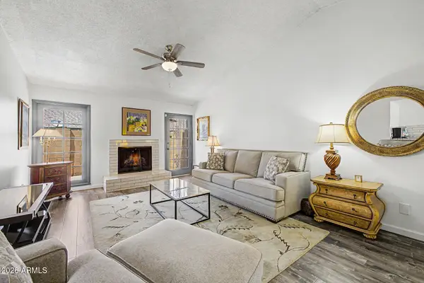 17837 N 45th Avenue, Glendale, AZ 85308
