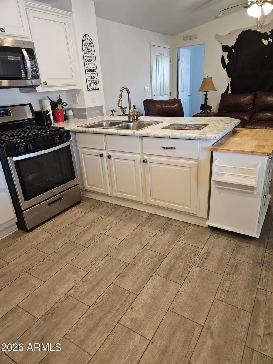 105 N Delaware Drive #21, Apache Junction, AZ 85120 - #3