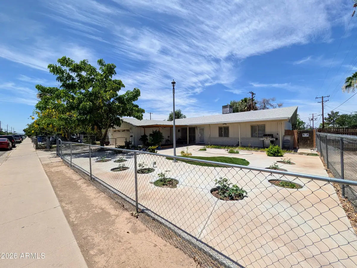 7364 N 39th Avenue, Phoenix, AZ 85051 - #1