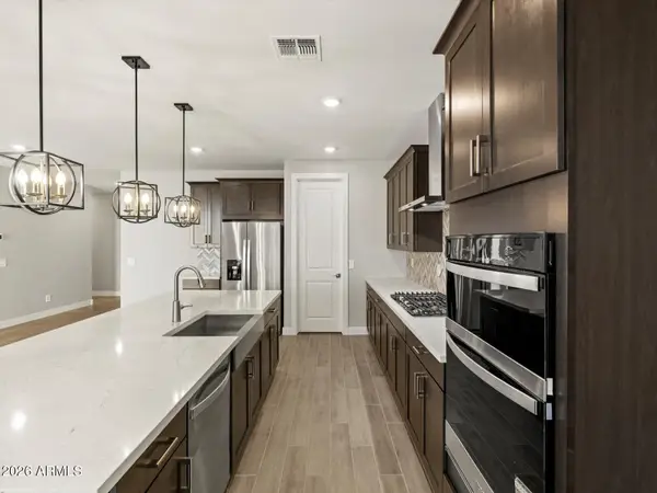15796 W Honeysuckle Drive, Surprise, AZ 85387
