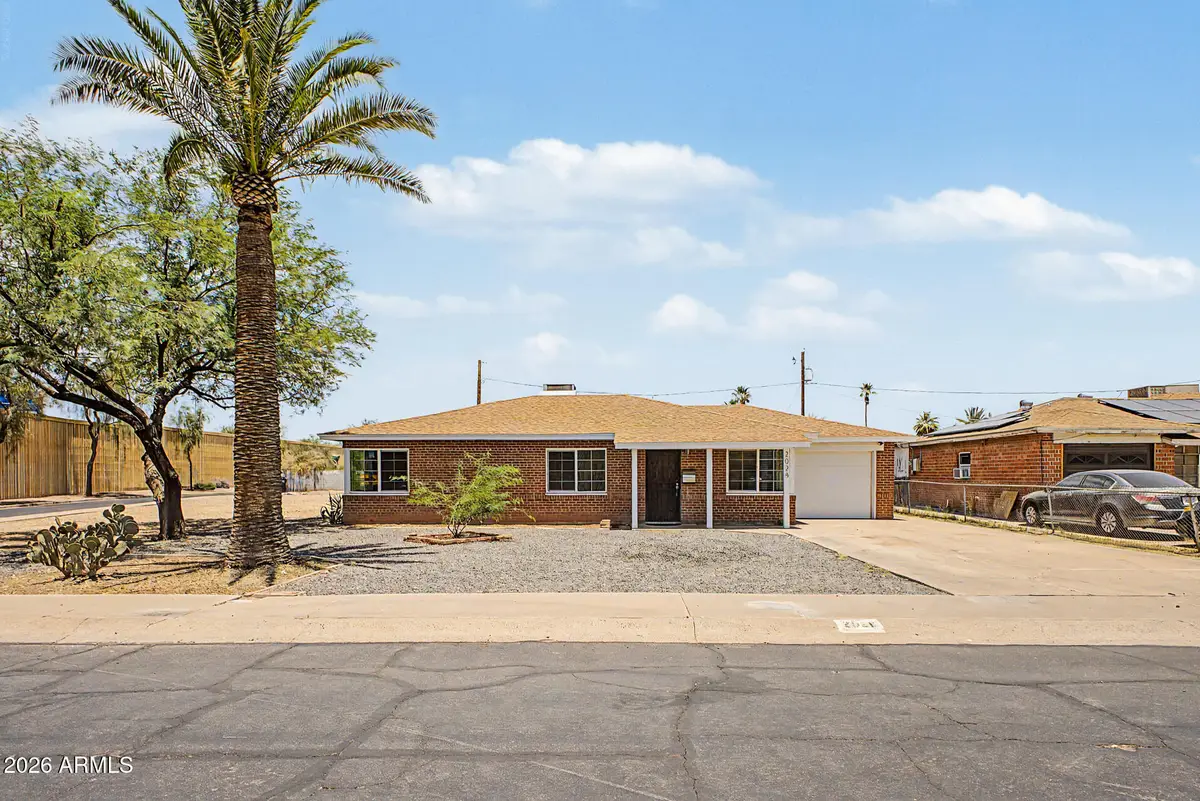2028 E Granada Road, Phoenix, AZ 85006 - #1