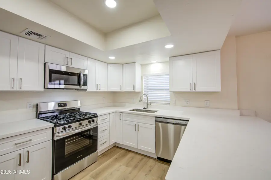 206 W Sunland Avenue, Phoenix, AZ 85041 - #2