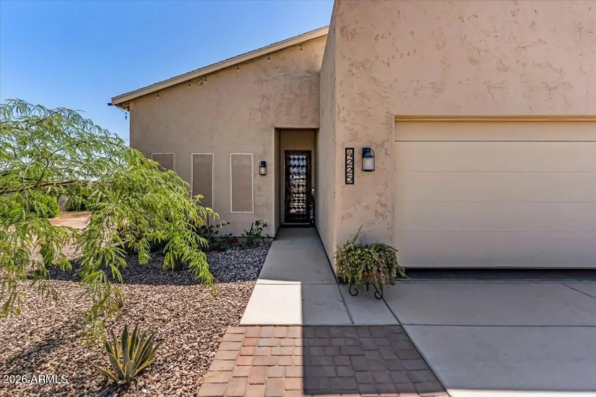 4225 N Valley Road, Eloy, AZ 85131 - #1