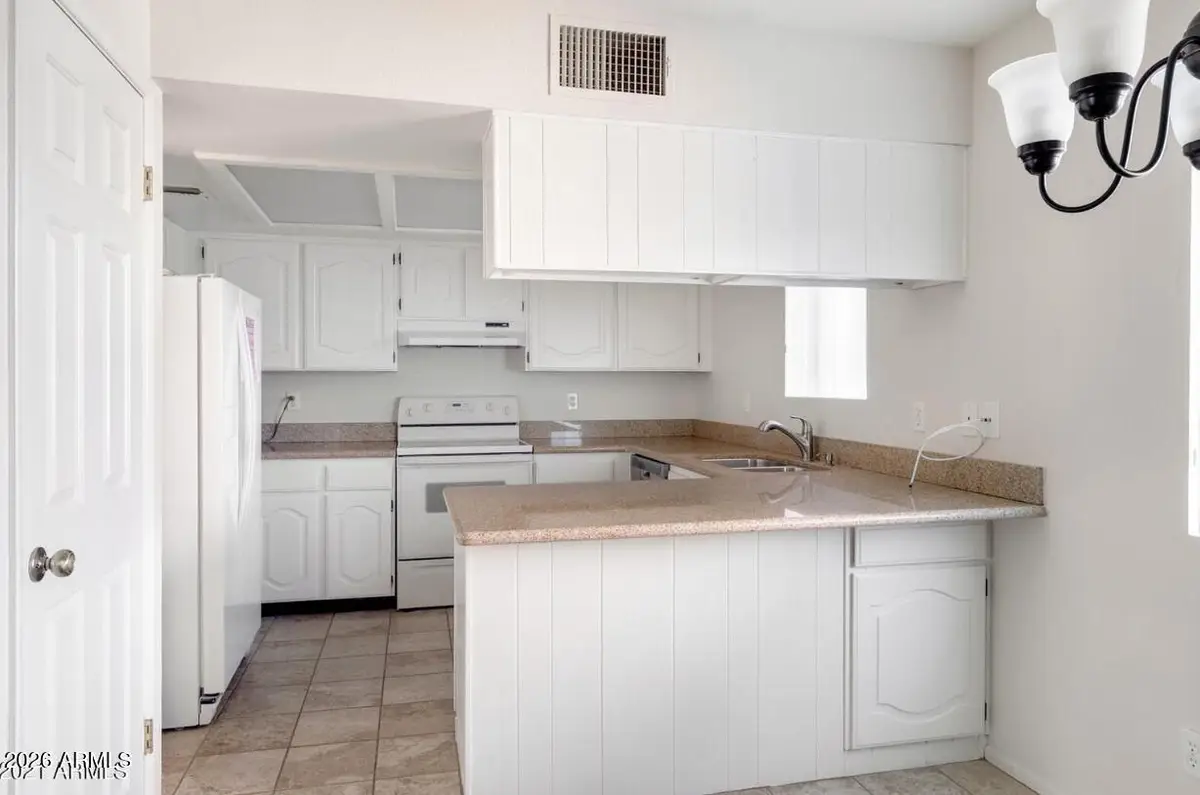 12222 N Paradise Village Parkway S #330, Phoenix, AZ 85032 - #1