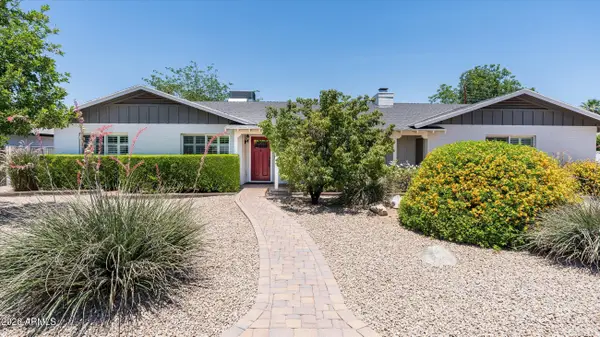 3252 E Glenrosa Avenue, Phoenix, AZ 85018