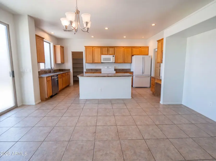 9029 W Yukon Drive, Peoria, AZ 85382 - #2