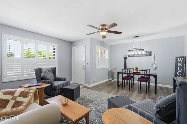 2064 S Farnsworth Drive #3, Mesa, AZ 85209