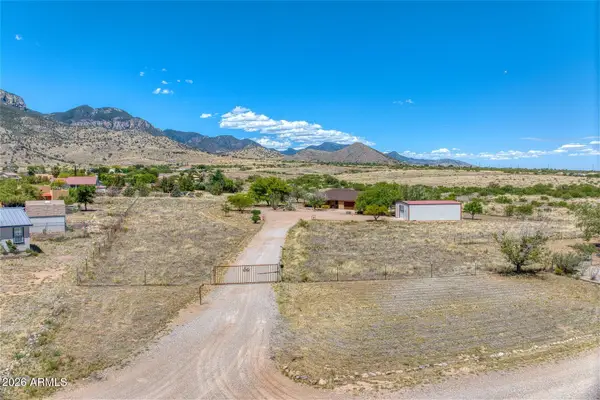 4757 E Dead Coyote Lane, Hereford, AZ 85615