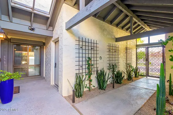 5822 N Scottsdale Road, Paradise Valley, AZ 85253
