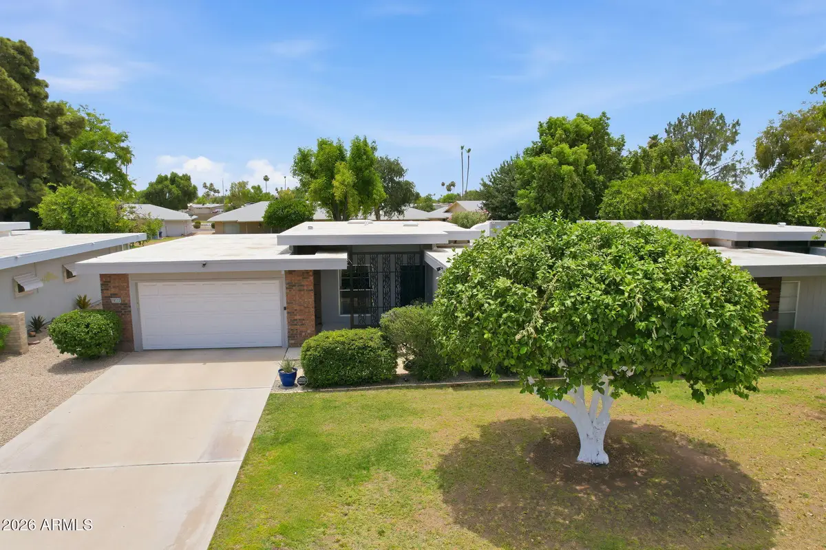 10333 W Highwood Lane, Sun City, AZ 85373 - #1