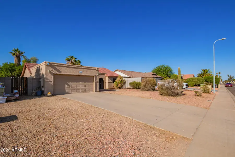 10096 N 63rd Avenue, Glendale, AZ 85302 - #3