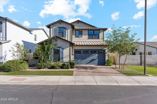 3829 E Crittenden Lane, Phoenix, AZ 85018