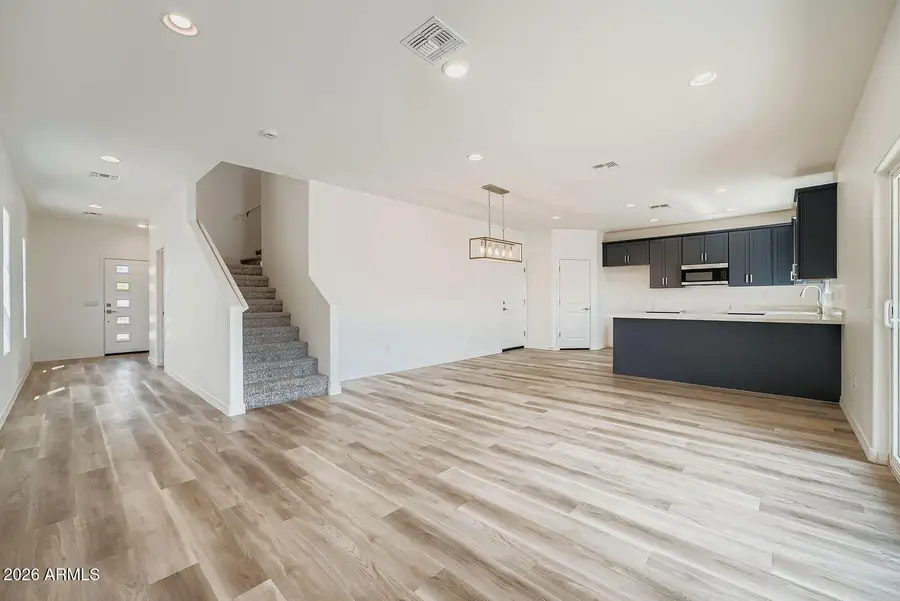 5515 S 11th Avenue, Phoenix, AZ 85041 - #2
