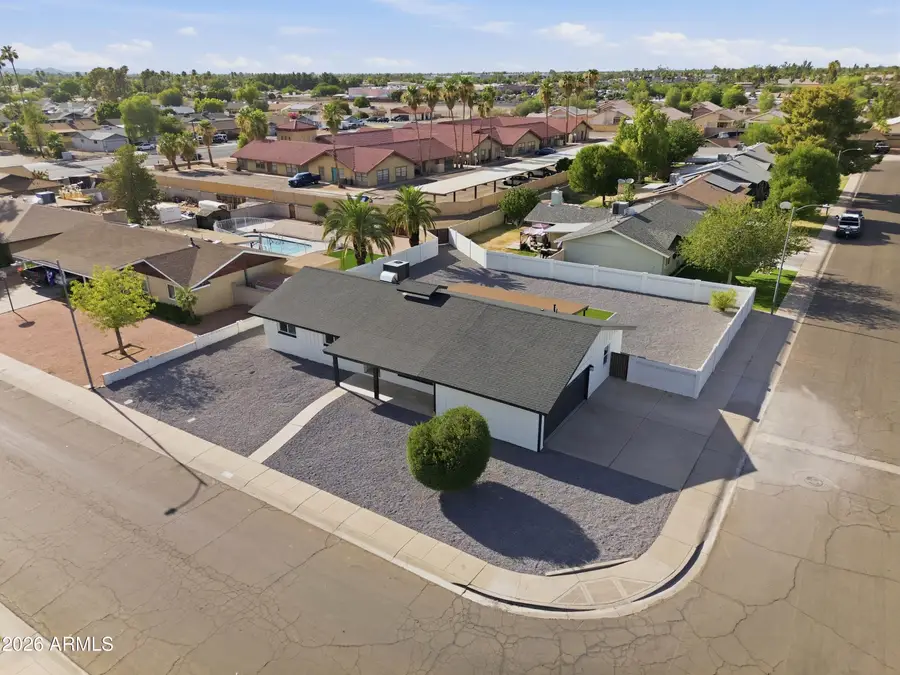 890 W Del Rio Street, Chandler, AZ 85225 - #2