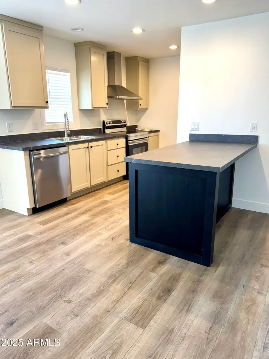 1550 W Southern Avenue #20, Phoenix, AZ 85041 - #3