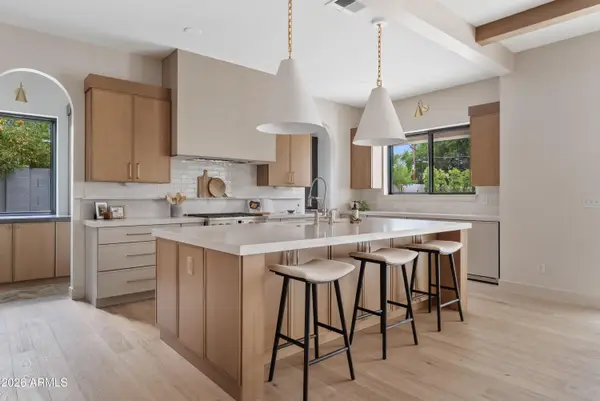 4035 E Osborn Road, Phoenix, AZ 85018