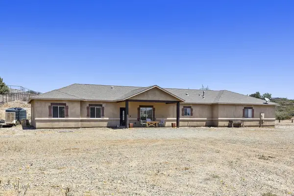 10930 S Banjo Way, Mayer, AZ 86333