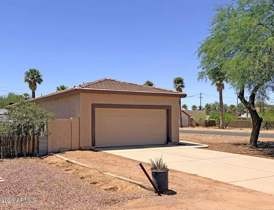703 E 9th Street, Casa Grande, AZ 85122 - #2