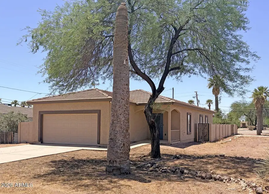 703 E 9th Street, Casa Grande, AZ 85122 - #3