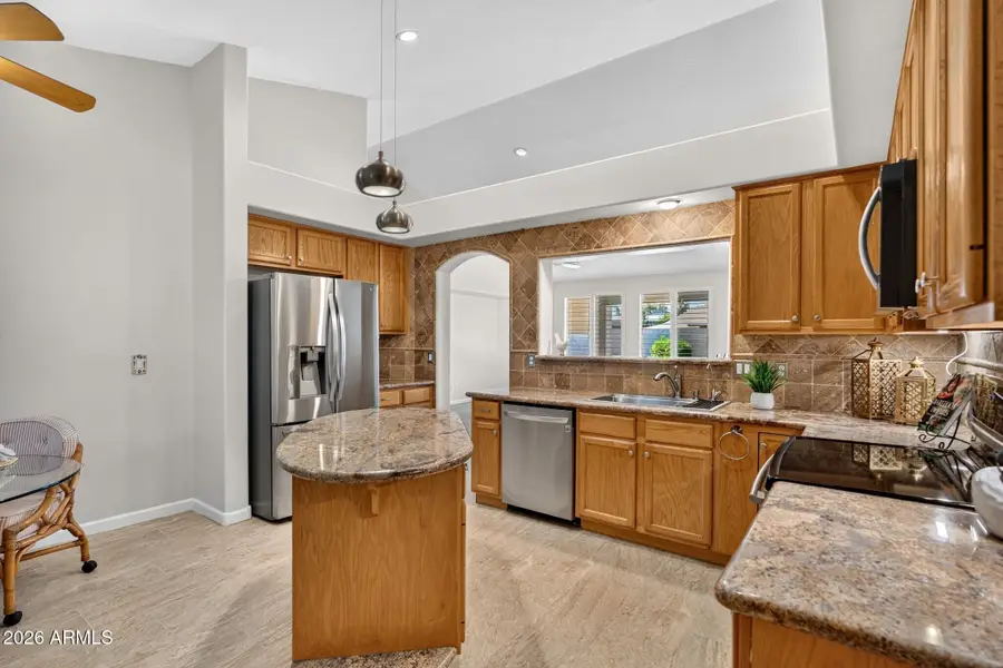 244 E Horseshoe Avenue, Gilbert, AZ 85296 - #3