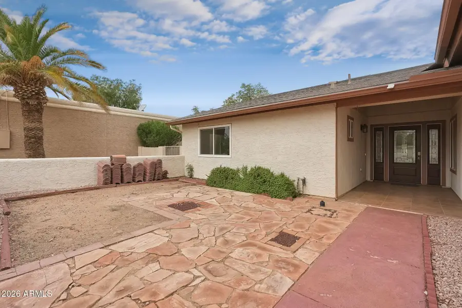 25629 S Ontario Drive, Sun Lakes, AZ 85248 - #3