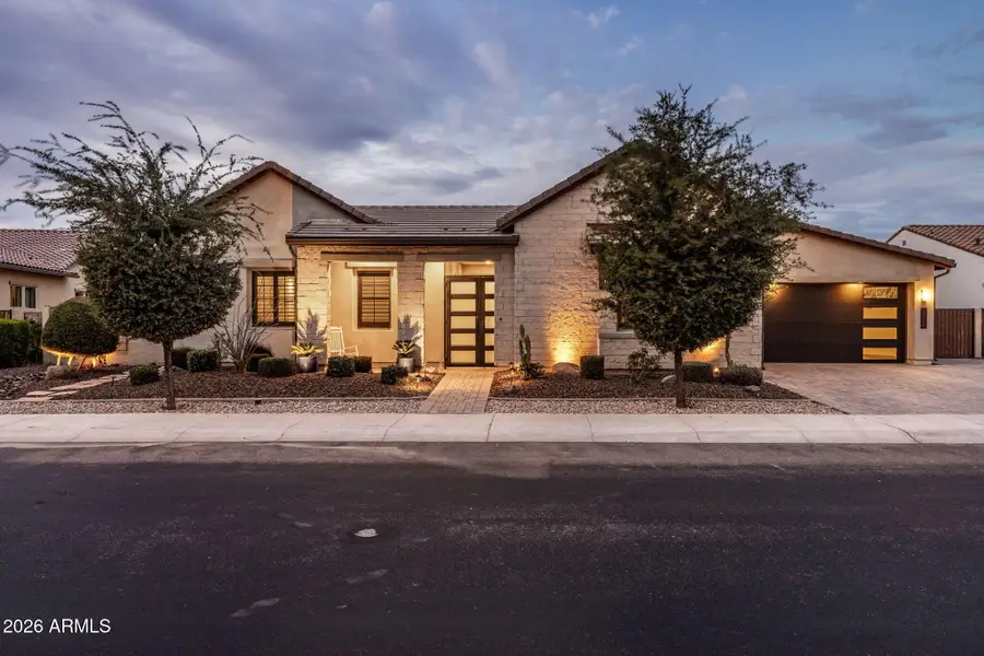 1732 E Gillcrest Road, Gilbert, AZ 85298 - #2