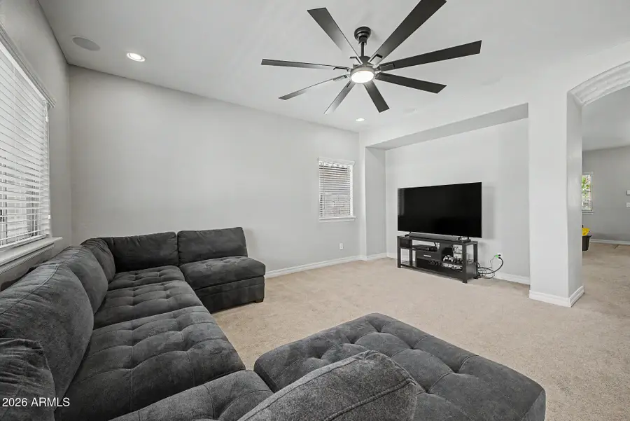 398 W Lyle Avenue, San Tan Valley, AZ 85140 - #3